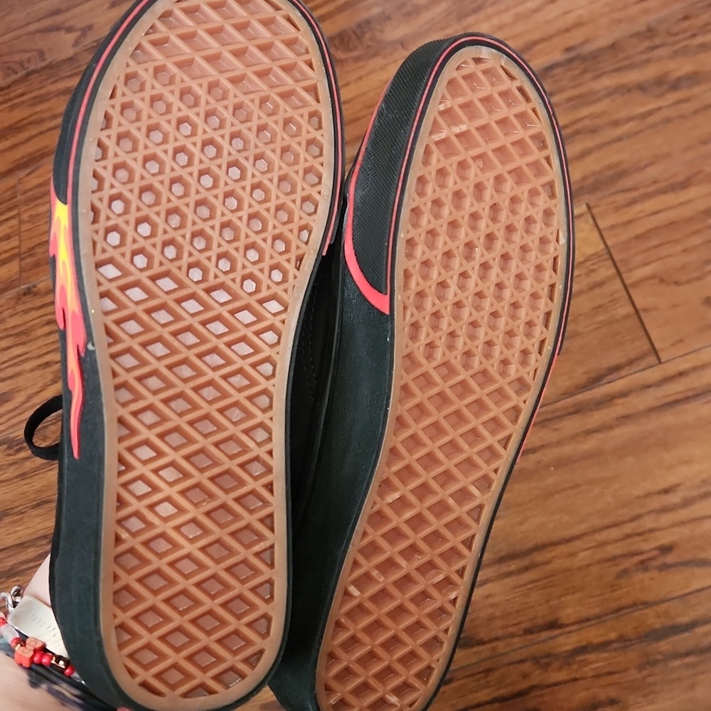 Vans Old School Black Suede Flame Low Top Sneakers - Picture 5 of 5